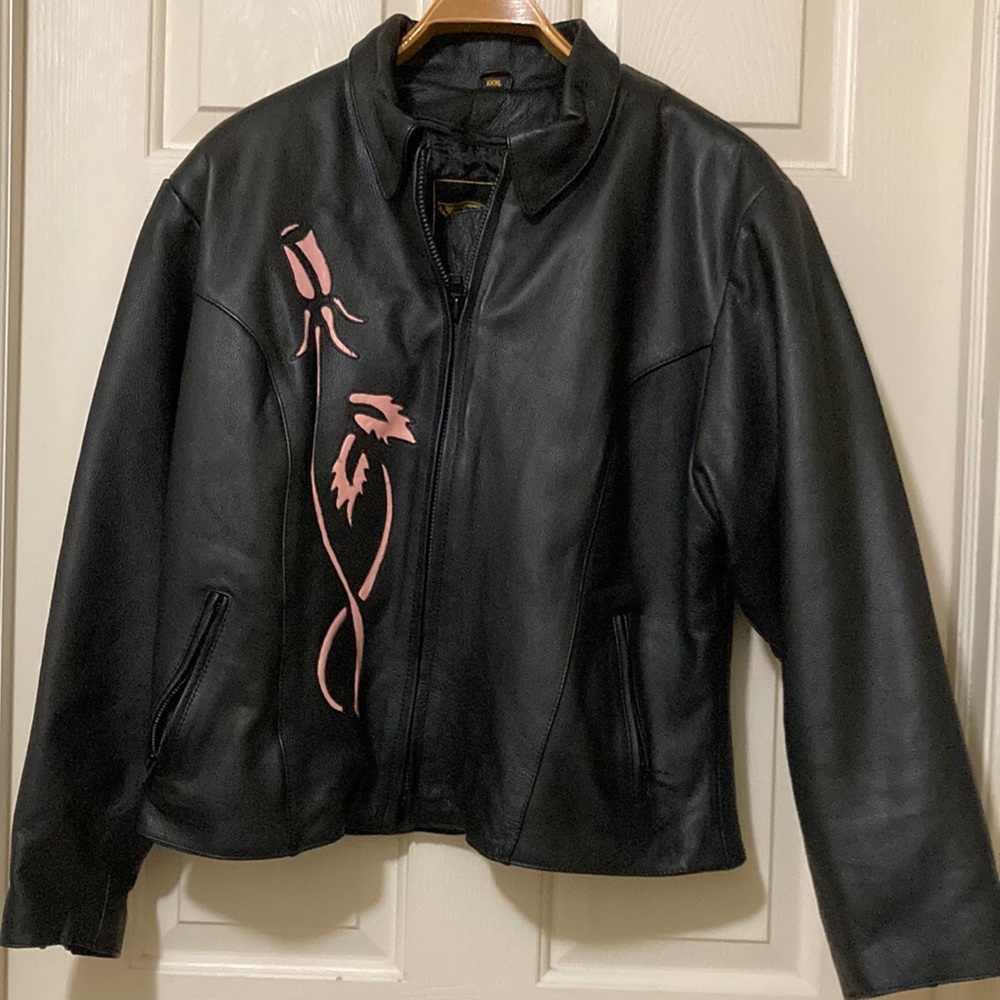 Unik Ultra Leather Woman’s motorcycle jacket.